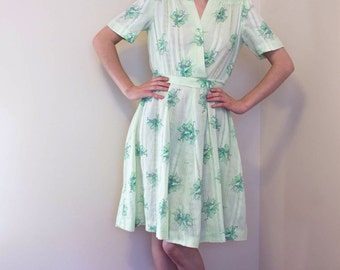 1940s Dress / Novelty Print Bow & Floral Dress / Spring Summer Mint Green Cotton Dress / Vintage 40s