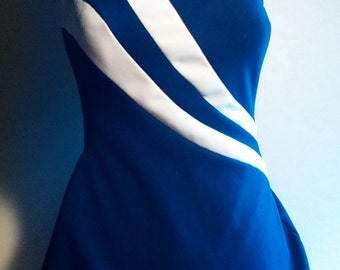 Vintage swimsuit by Robby Len--- gorgeous ! navy and white acrylic 12/14