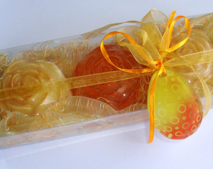 Golden Luxury Easter Gift Set, Fine Floral Scented Soaps, Handmade Yellow Orange Glass Decorative Egg, Easter Hostess Gift, Party Gift Idea
