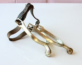 Antique brass spurs Horseback riding spurs Old cowboy boot spurs Equestrian decor Horse Collectible Rustic decor