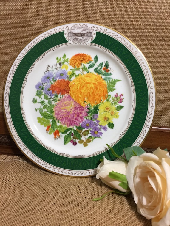 RHS 1989 Chelsea Flower Show Fine Bone China Plate by ROYAL GRAFTON - "Chelsea Autumn Glory" 9" Decorative Plate - Vintage Collectable Plate