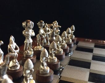 Chess of sterling silver. Handmade. Chess set. Chess board of rosewood. Author Vladimir Khebnikov, Saint-Petersburg.