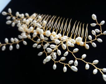 Bridal hair comb, pearl headpiece, bridal headpiece, wedding accessory, rustic wedding, pearl hair comb, gold hair comb, gold headpiece