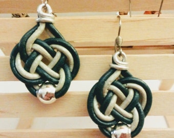 Earrings leather hindu with knot Celtic
