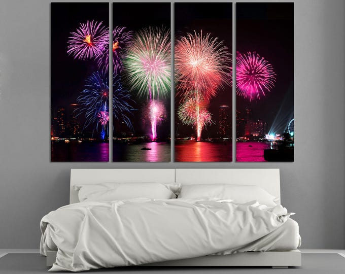 Fireworks Christmas photo canvas print, Fireworks Photo Wall, fireworks print, art of fireworks, art set of 3 & 5 panel extra large wall art