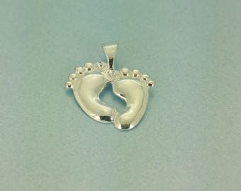 Sterling Silver Baby Feet Charm or Pendant. Ideal for Necklace or Bracelet.