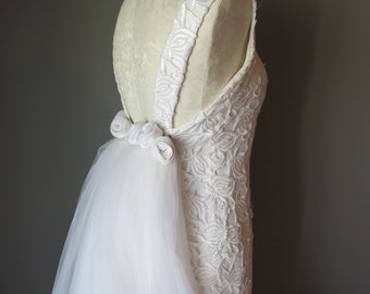 Vintage 1960's Lace Wedding Dress - Cathedral Train