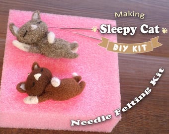 Sleepy Cat - Needle Felting Kit