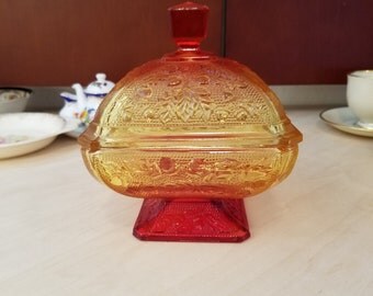 Jeannette Amberina Carnival Glass Compote/Candy Dish with Lid with Acorn and Oak Leaf Pattern