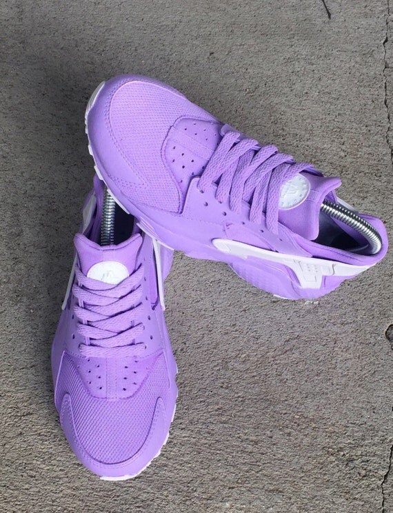 nike huarache lilac