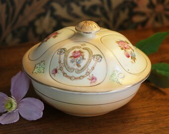 Antique Fieldings lidded dressing table dish, (Crown Devon), c1912; trinket dish; antique pottery dish; Edwardian pottery bowl; blushware
