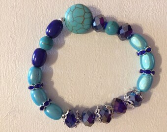 Turquoise Crackle round Bead Bracelet.