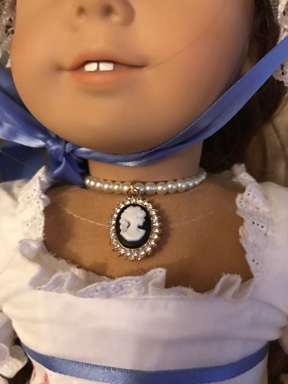 Cameo Pearl Necklace for American Girl Dolls Felicity