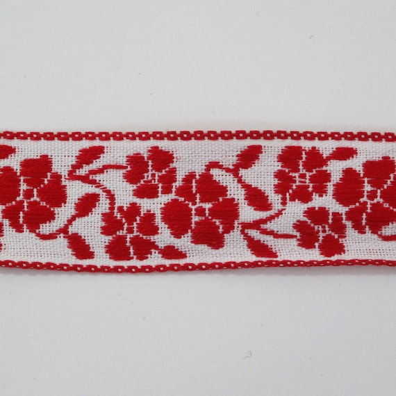 Vintage Jacquard Ribbon Sewing Trim Red and White Floral 3