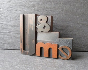 U & me, The One with the Deco U - Vintage Letterpress Phrase