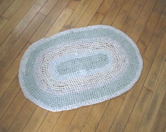SALE * Vintage Braided Rag Rug * Old Farmhouse * Shabby Cottage * Pastels