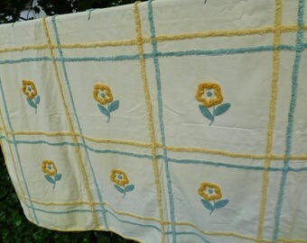 Chenille Bedspread. Yellow & Blue Daisy Flowers. Vintage 1950s. Twin Size. Cottage, Farmhouse, Beach House, Shabby Chic, Summer Decor.