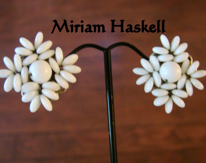 Miriam Haskell Mid Century Milk Glass Cluster Bead Clip Earrings Vintage Jewelry Jewellery