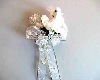 Bow for Christmas weddings, White wedding gift bow, Wedding gift for brides, Bridal shower bow, Bow for presents, Gift wrap accessory