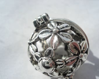 27mm Copper Mexican Angel Caller Bola Harmony Ball, Round Antique Silver Flower Carved Hollow Pendant, Can Open and Fit 18mm Bead C58