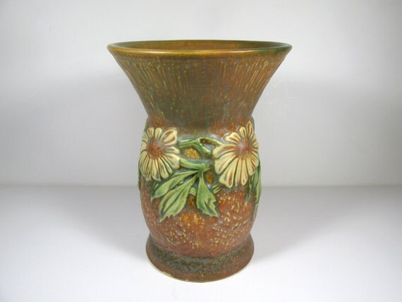 Roseville Pottery Dahlrose Vase 463-8 Scarce Shape