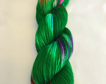 Yarn, Christmas yarn, Christmas tree yarn, SW Merino, Tannenbaum, Dyed worsted, dyed DK, dyed fingering, dyed sparkle sock
