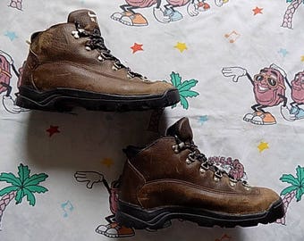 nike hiking footwear