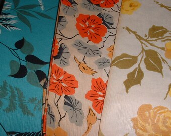 Vintage Wrapping Paper in Original Box (E139)