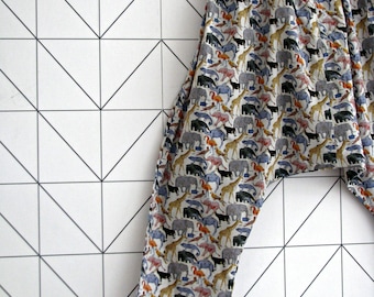 Liberty harem pants, sarouel for toddlers, Queue for the Zoo