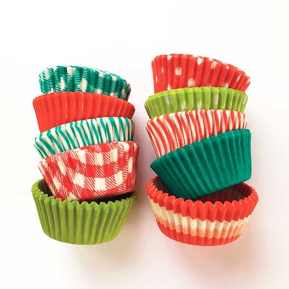 Items similar to Ho Ho Holiday mini cupcake liners (100), Christmas