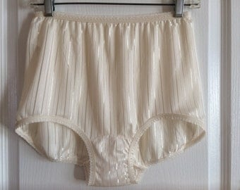 Granny panties | Etsy