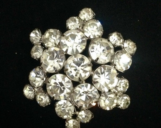 Storewide 25% Off SALE Vintage Star Shaped Rosette Designer Cocktail Brooch Set With Beautiful Marquis Cut Clear Rhinestones With Platinum S
