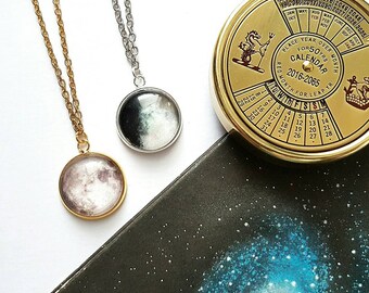 CUSTOM Moon Phase necklace // Birthday Moon Phase Necklace // Moon Necklace// Space Necklace // Personalised Gift