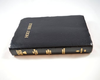 Vintage Holy Bible New King James Version Words of Christ in Red 1982 Nelson 412 Dictionary Concordance Vintage Bible 1980s Bible