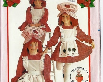 Girl's Strawberry Shortcake costume pattern including dress, apron, bloomers and hat in sizes 7, 10 Butterick 6139 UNCUT & FF (1980s) K0957