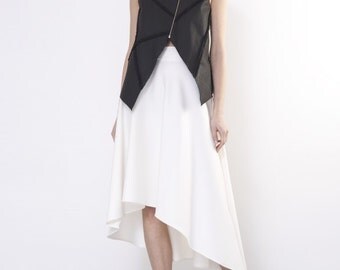 Short gilet / Black short gilet / Minimalistic gilet / Black short vest / Short vest / Short vest with zipper / Classic gilet