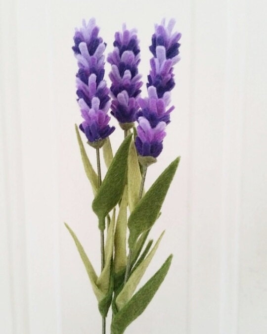 Single Stem Felt Lavender With Leaves 2841