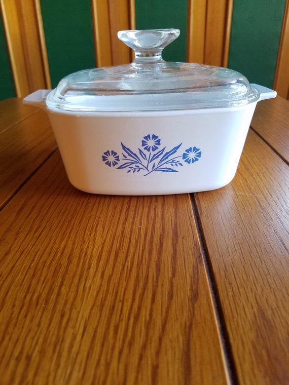 SALE Vintage Corningware Small Casserole Dish w/ Lid