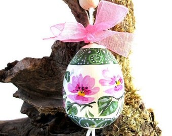 Hanging wooden hand painted egg-Easter-decoration with wire and Bell-collectibles