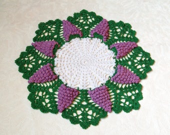 Crochet Doily with Grape Clusters Home Decor Wine Decor Knit Doily Grapevine Gift for Wine Lovers Table Decor Table Topper Table Centerpiece