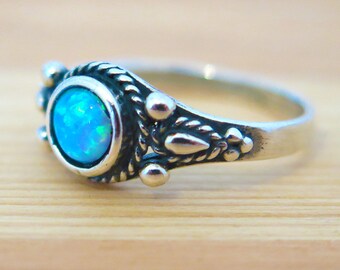 Opal ring - Opal silver ring - blue opal Ring - small opal Ring - 925 silver Opal Ring - October birthstone - Gift For Her - Opal Jewelry