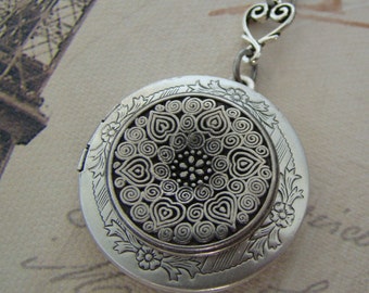 Silver Locket Necklace Wedding Necklace Bride Locket Sister Wife Mother Birthday Graduation Birthday Daughter Sister Photo Pictures - Marla