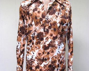 Vintage 1970s Shirt / 70s Mens Brown Floral Disco Shirt / 44 Chest