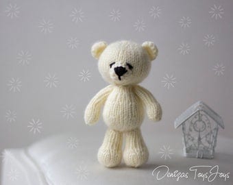 Polar bear Toy - pdf knitting pattern. Knitted in the round. Newborn Knitting Pattern, Photo Prop Pattern, Newborn Prop Pattern