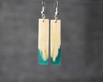 fashion wood resin earrings, bridesmaid gift, wood jewelry, girlfriend gift, forest earrings, unique wooden jewelry, nature inspired