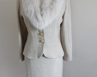 Vintage 1980s Beige Boucle with Gold Threads Skirt Suit with Fur Collar and Jeweled Buttons by Victor Costa for Neiman Marcus