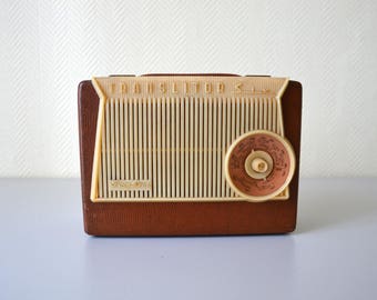 Vintage radio transistor PIZON BROS Paris translitor 6 made in France / 50s 60s
