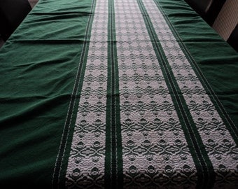 REDUCED - French vintage green and white large cotton table cloth (03550)