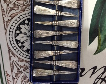 Vintage Silver Plate Corn Cob Holders Set of 8 in Box