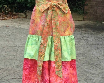 My Pretty Apron - Spring by Leslie McCarthy